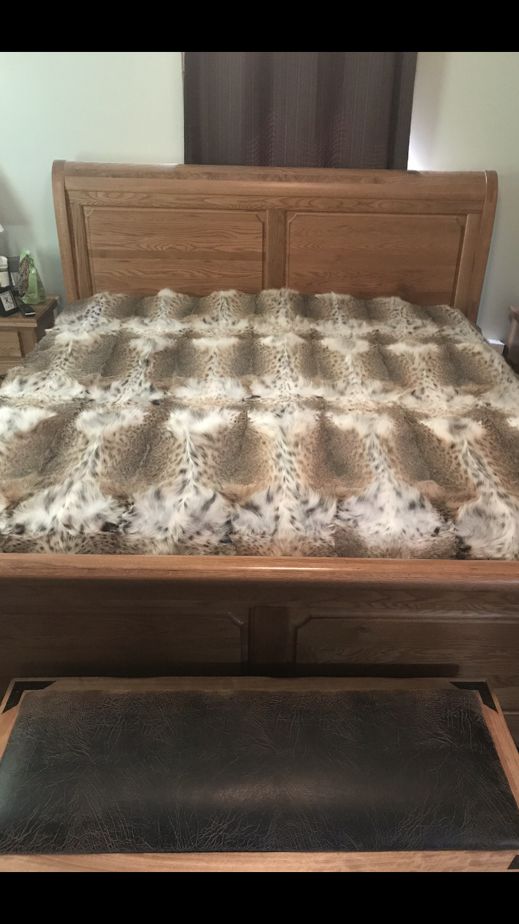 Bobcat Queen Bedspread